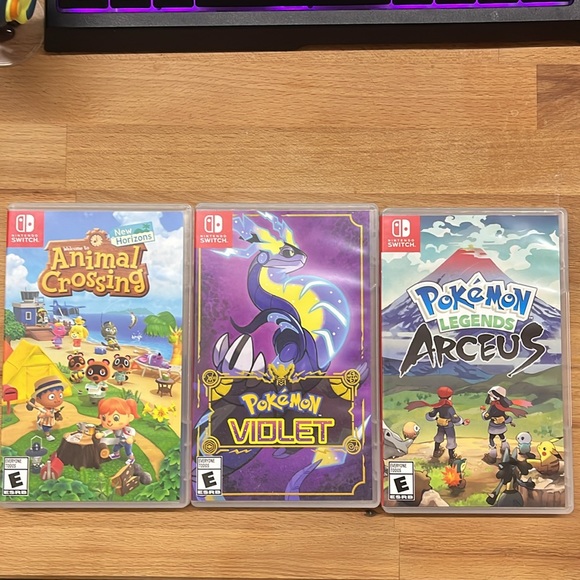 Gray Nintendo Switch With Games - Picture 7 of 9